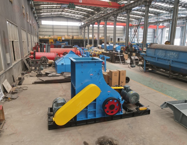 雙極無篩底粉碎機(jī)為什么適合破碎頁巖 ？